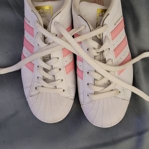 Adidas Pink 🎀 Sneakers